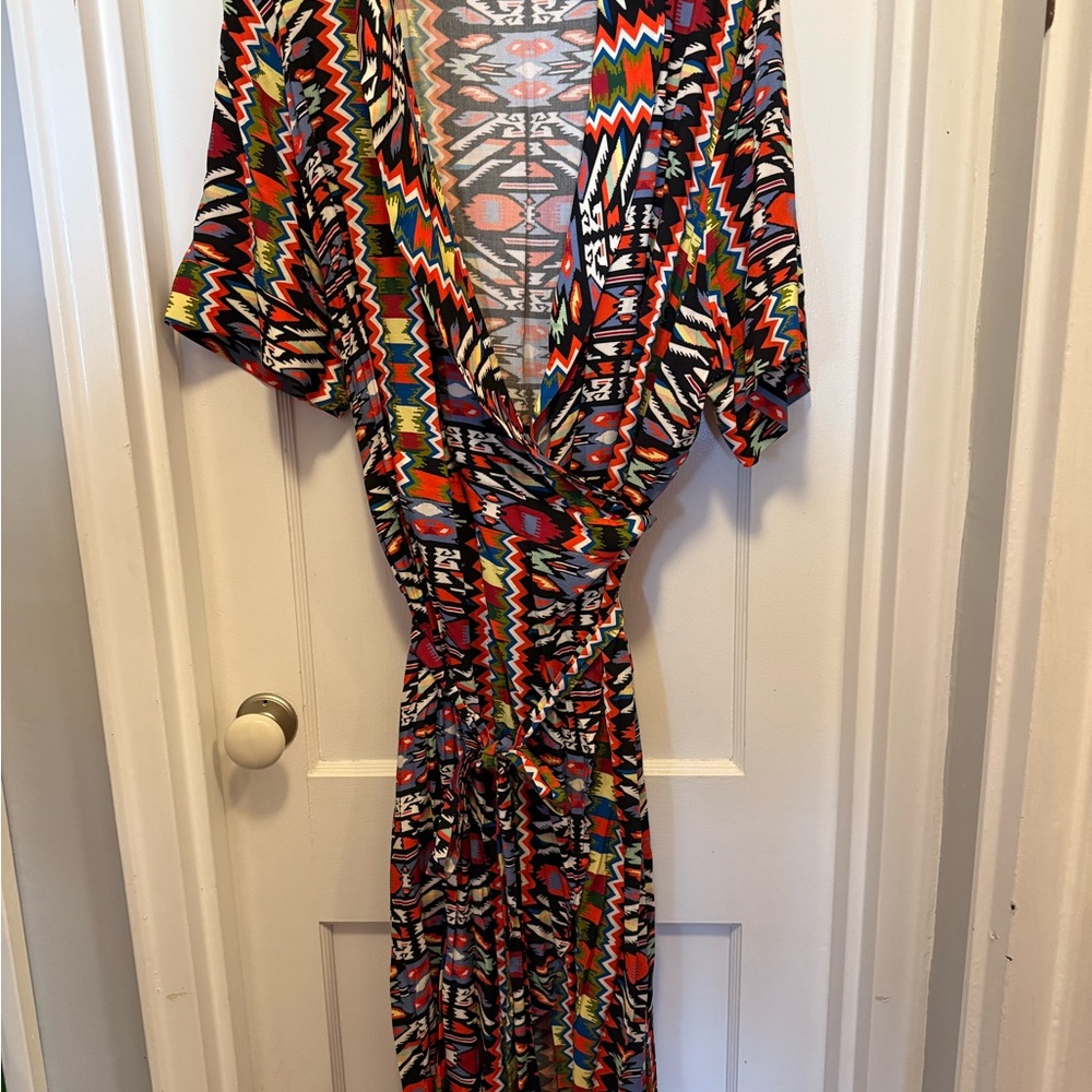 Never Fully Dressed Vibrant Multicolor Women's Wr… - image 1